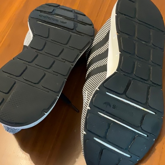 ADIDAS sneakers - Picture 3 of 8